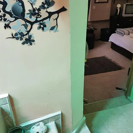 Grandmother's House بيت ضيافة بورغاس