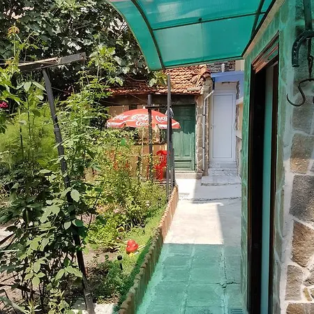 Grandmother's House بيت ضيافة